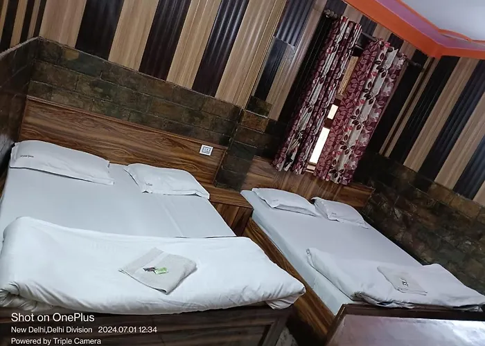 Classic Quadruple Room
